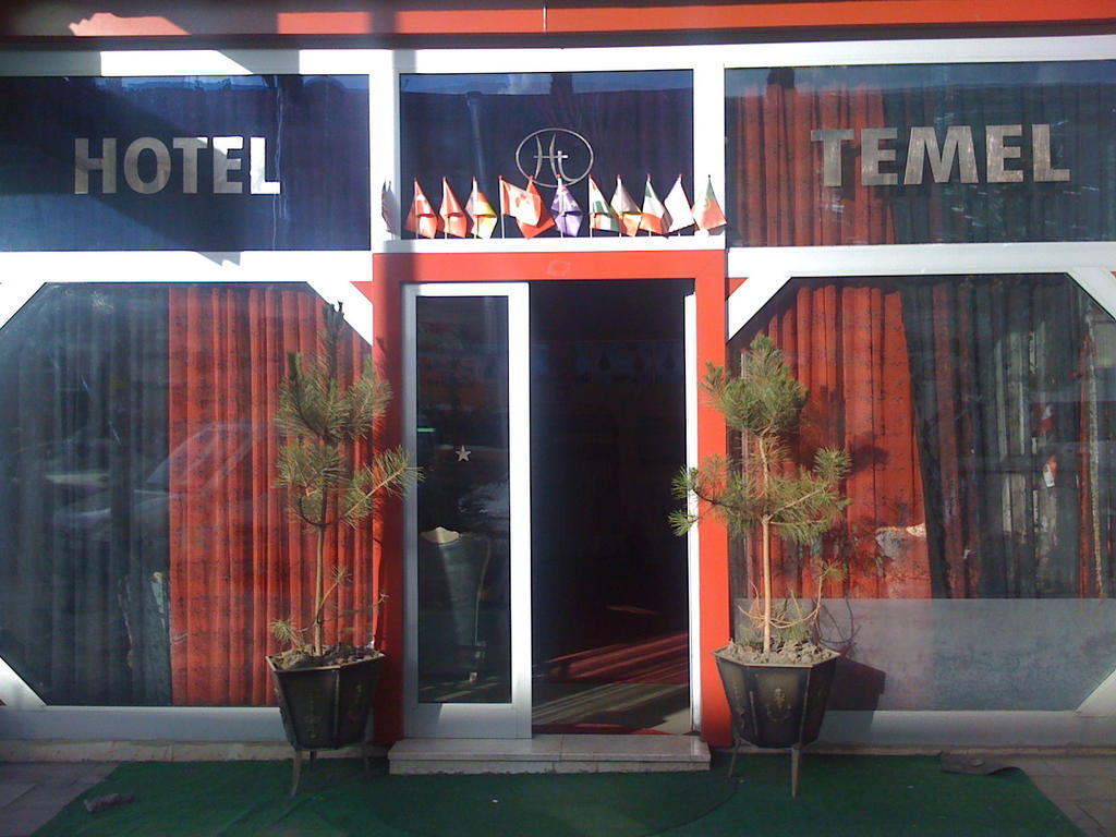 Hotel Temel Kars Kültér fotó