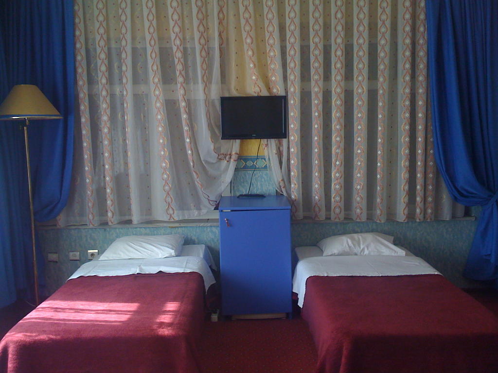 Hotel Temel Kars Kültér fotó
