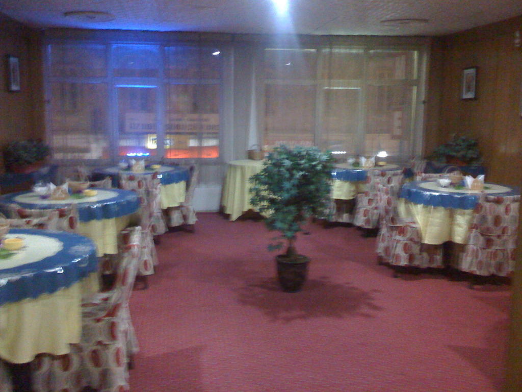 Hotel Temel Kars Kültér fotó